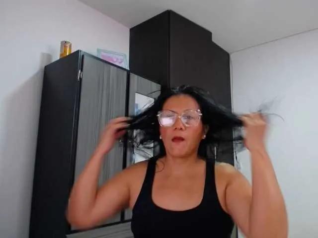 abriyiz-92 on BongaCams