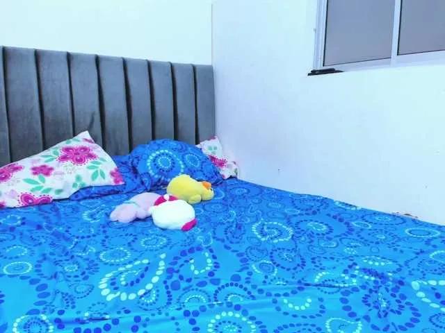 Alaina-sweet on BongaCams 