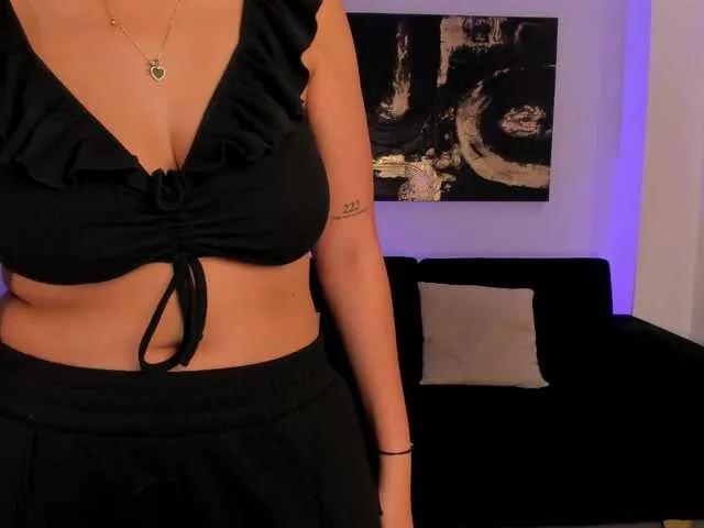 AmbarJames on BongaCams