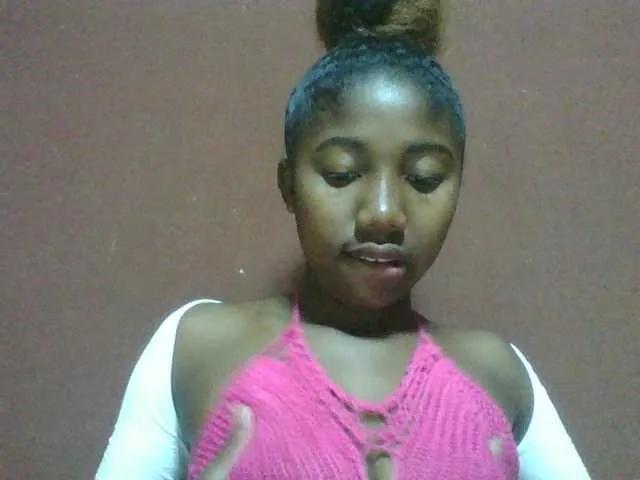 Annah21 on BongaCams