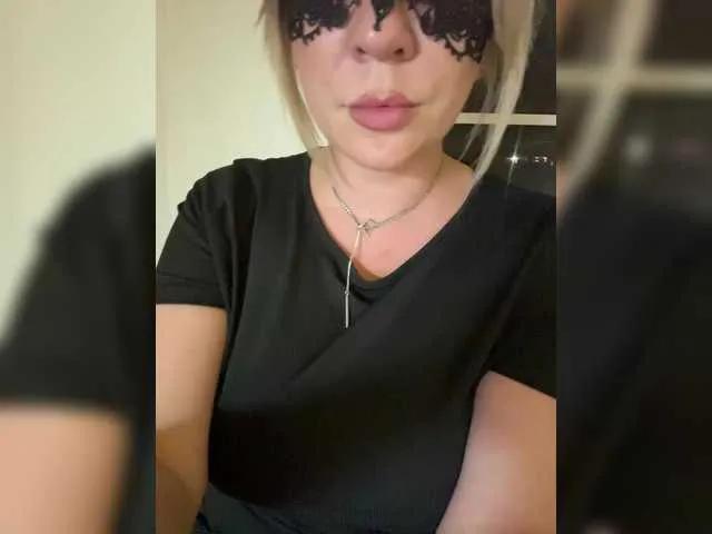 AnnaMilc on BongaCams 