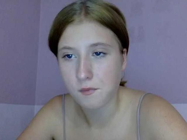 Asya16 on BongaCams