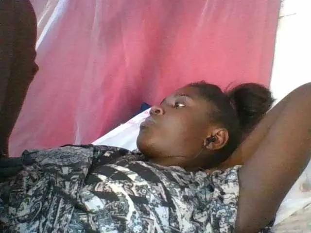 Blackgally2 on BongaCams