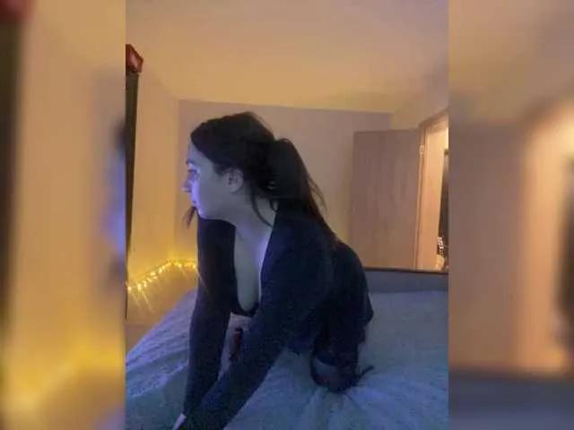 Cat-Levan on BongaCams