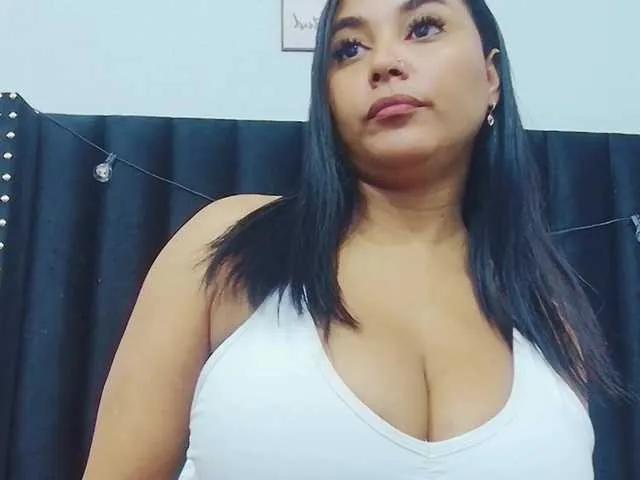 colombiamommy on BongaCams 