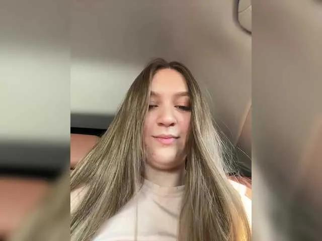 CyrilaPuff on BongaCams