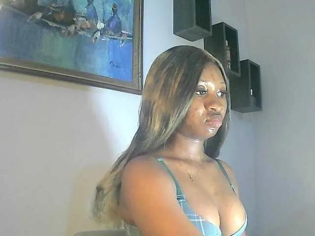 Ebonypetiti on BongaCams