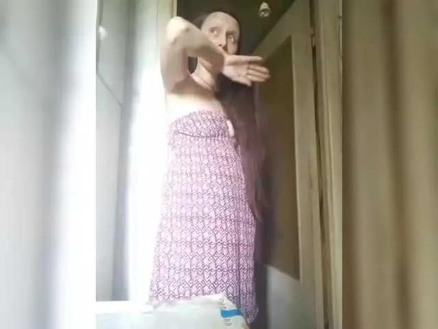 EksaCake on BongaCams