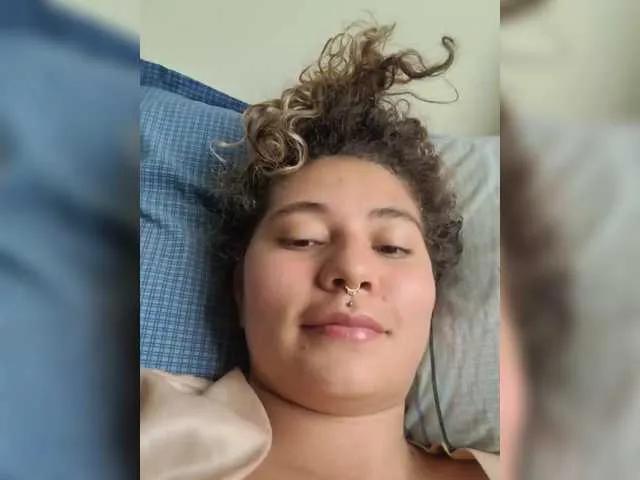 Elien-cafe on BongaCams 