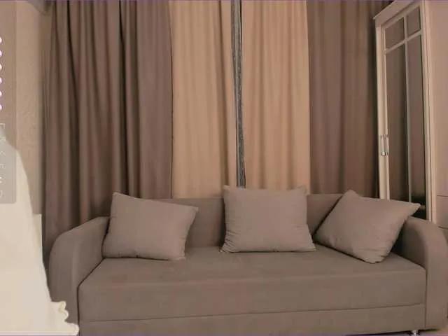 ellawesty1 — Freechat on BongaCams