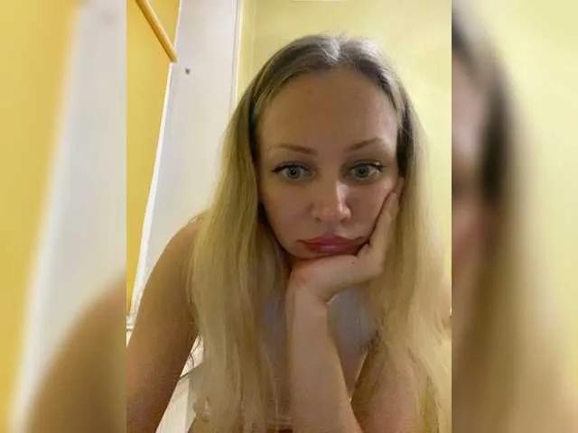 EmillyaW1 — Freechat on BongaCams