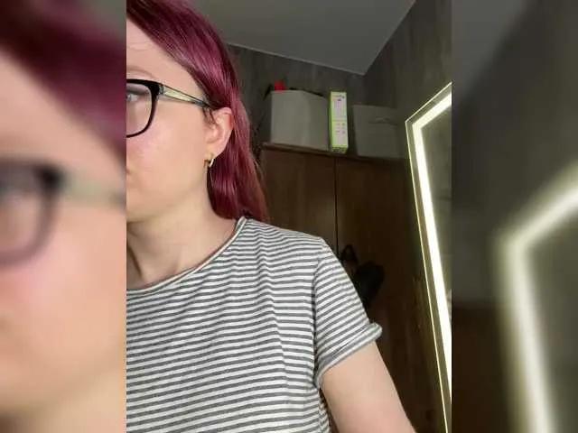 emma4you on BongaCams