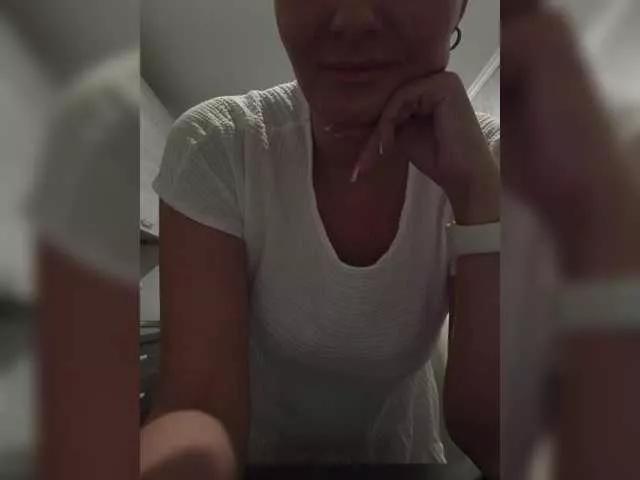 Goodgirl777 on BongaCams 