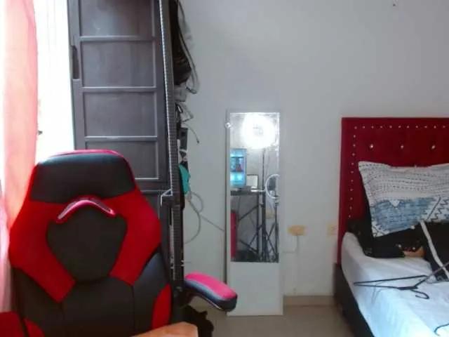 helenca1980 on BongaCams
