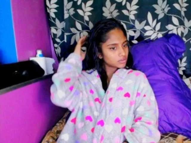Indiansumaya on BongaCams 