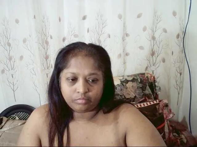 Indiantasha on BongaCams