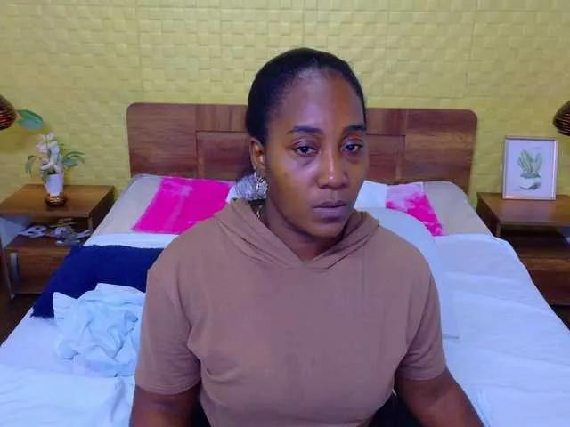 kiara-evanss on BongaCams