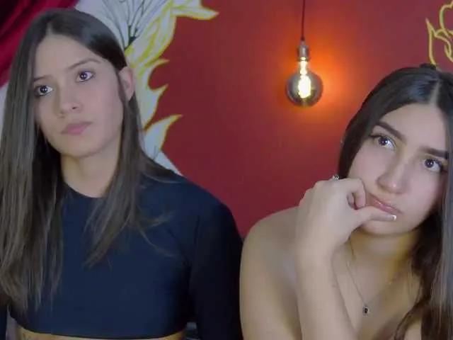 kinkyzoeandema on BongaCams 