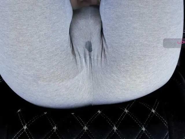 Kira-Kell on BongaCams