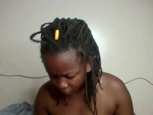 Kittygleam on BongaCams