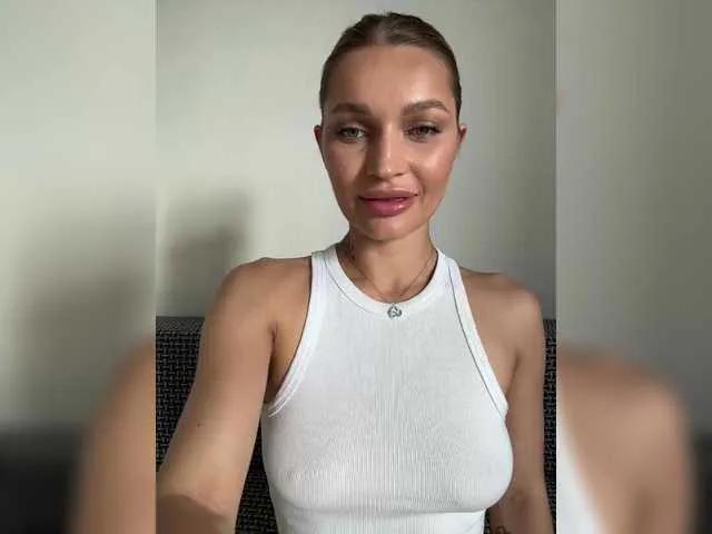Manymoney1 on BongaCams