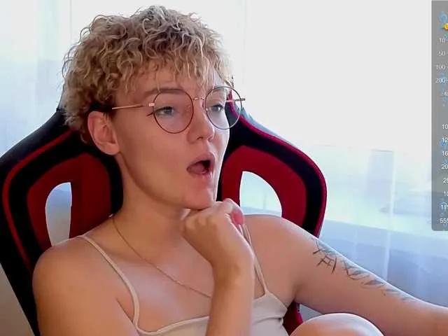 Marilaass on BongaCams
