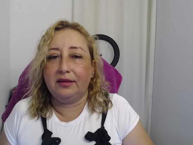 Mature2025 on BongaCams