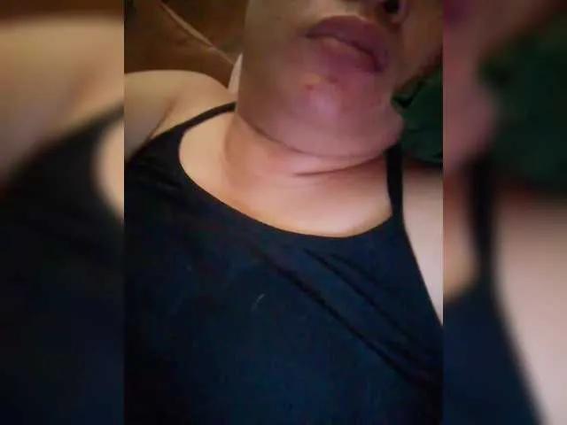 MoanFormebb on BongaCams