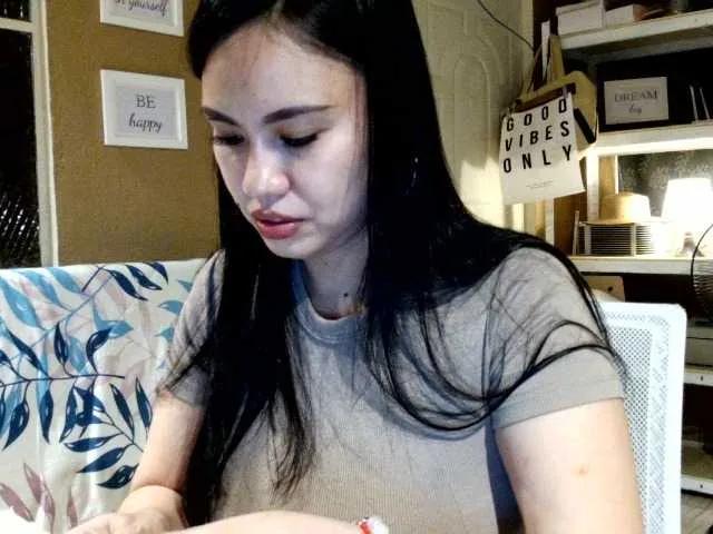 MorenaLee on BongaCams