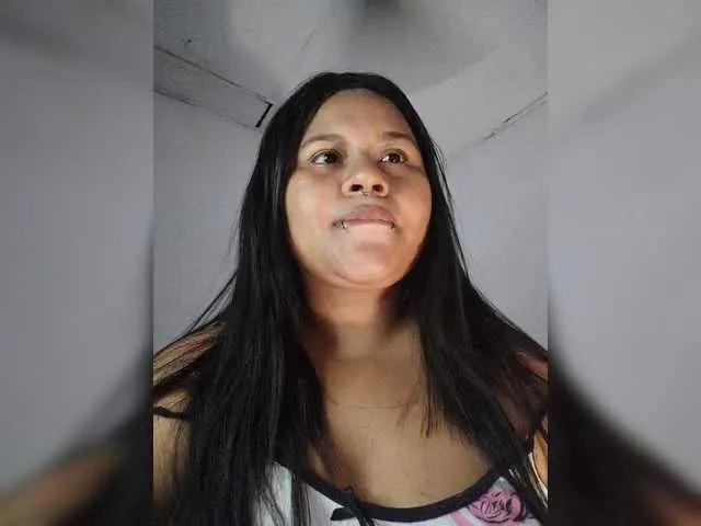 Nahiara on BongaCams