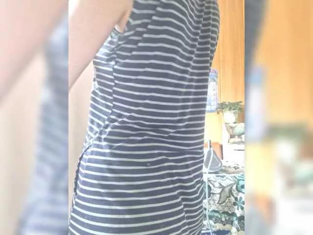 NinonDePeace on BongaCams 