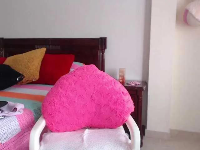 skarlethking8 on BongaCams
