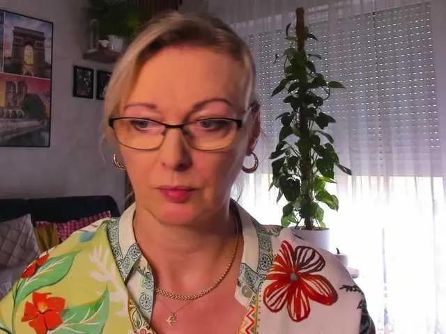 SoftVANESSA on BongaCams