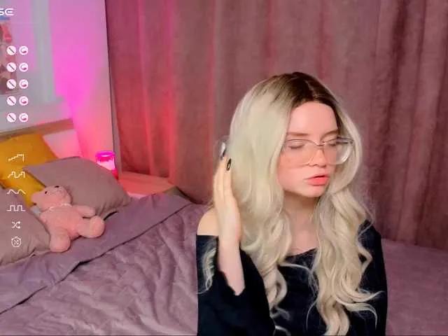 SonyaGlen on BongaCams