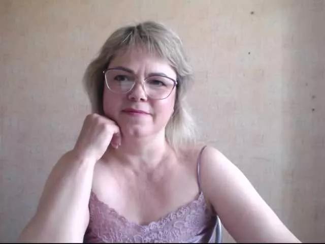 sweetsunset11 on BongaCams 