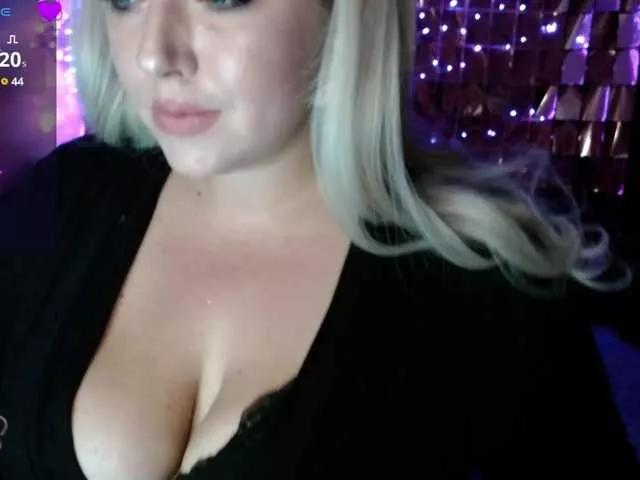 SxSCherry on BongaCams 