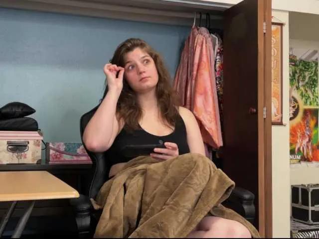 TreeJeanne on BongaCams 