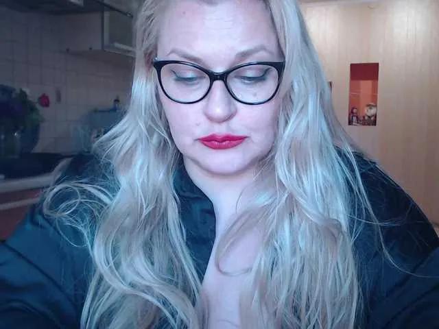 WifeyNusha on BongaCams