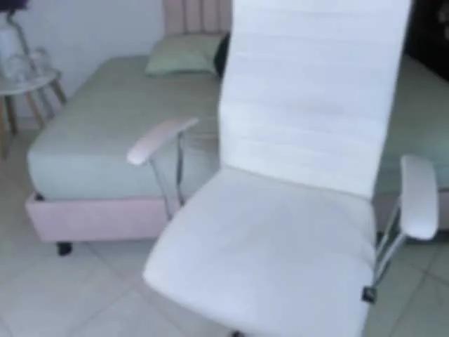 zayna-lux on BongaCams