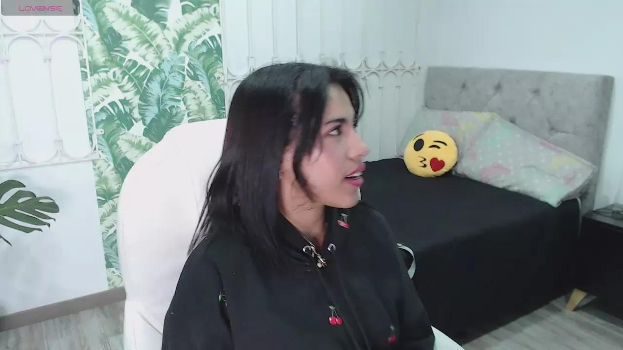 _lili_rose on Cam4 