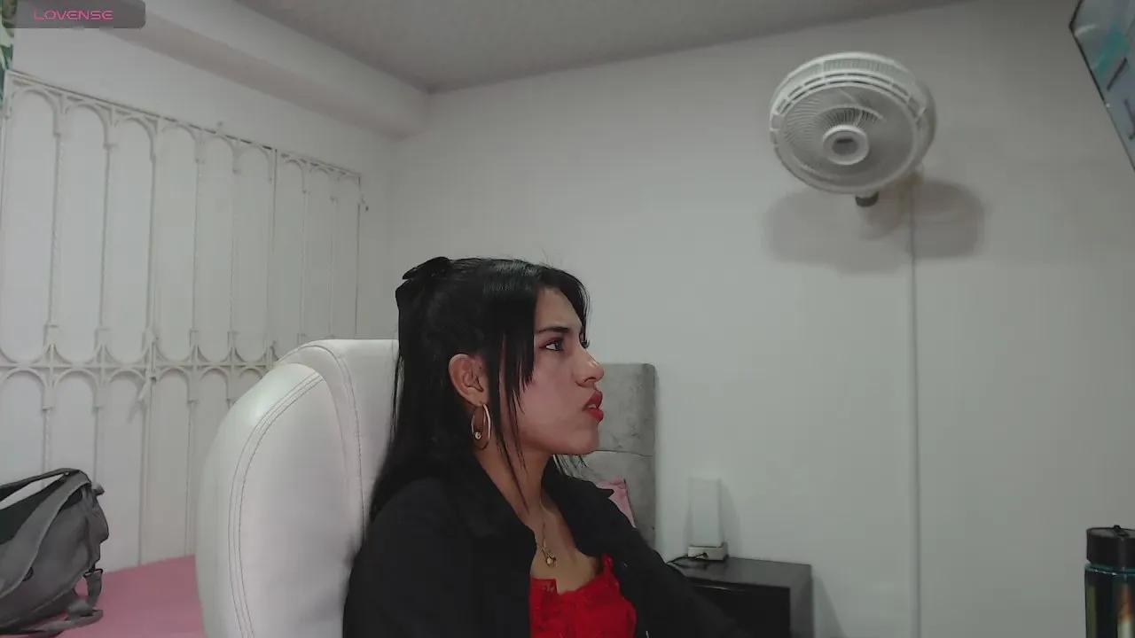 _lili_rose on Cam4 