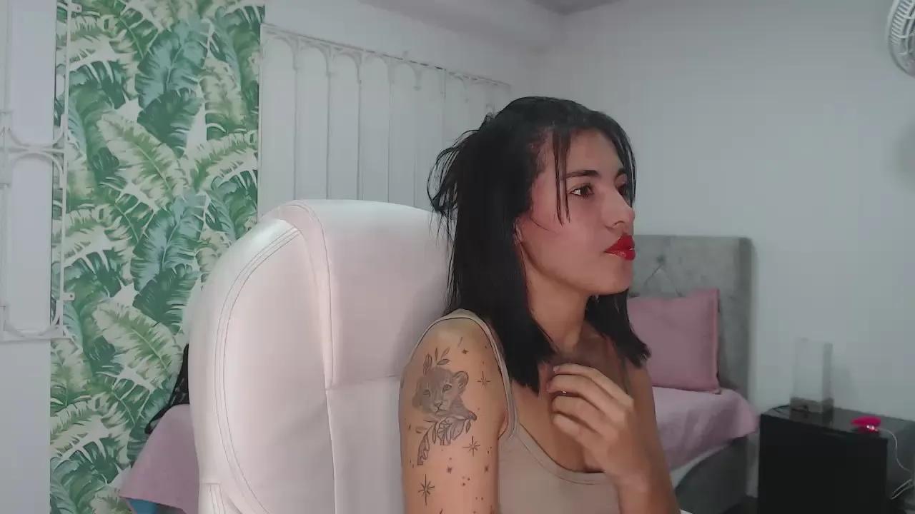 _lili_rose on Cam4 