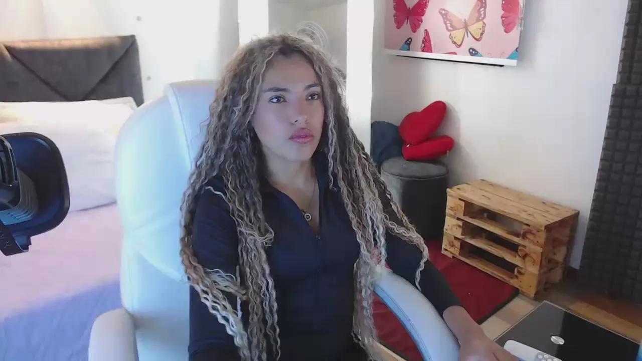 _lili_rose on Cam4 