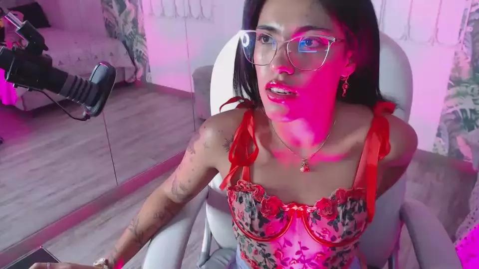 _lili_rose on Cam4 