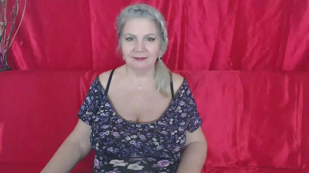 Adama4love on Cam4 