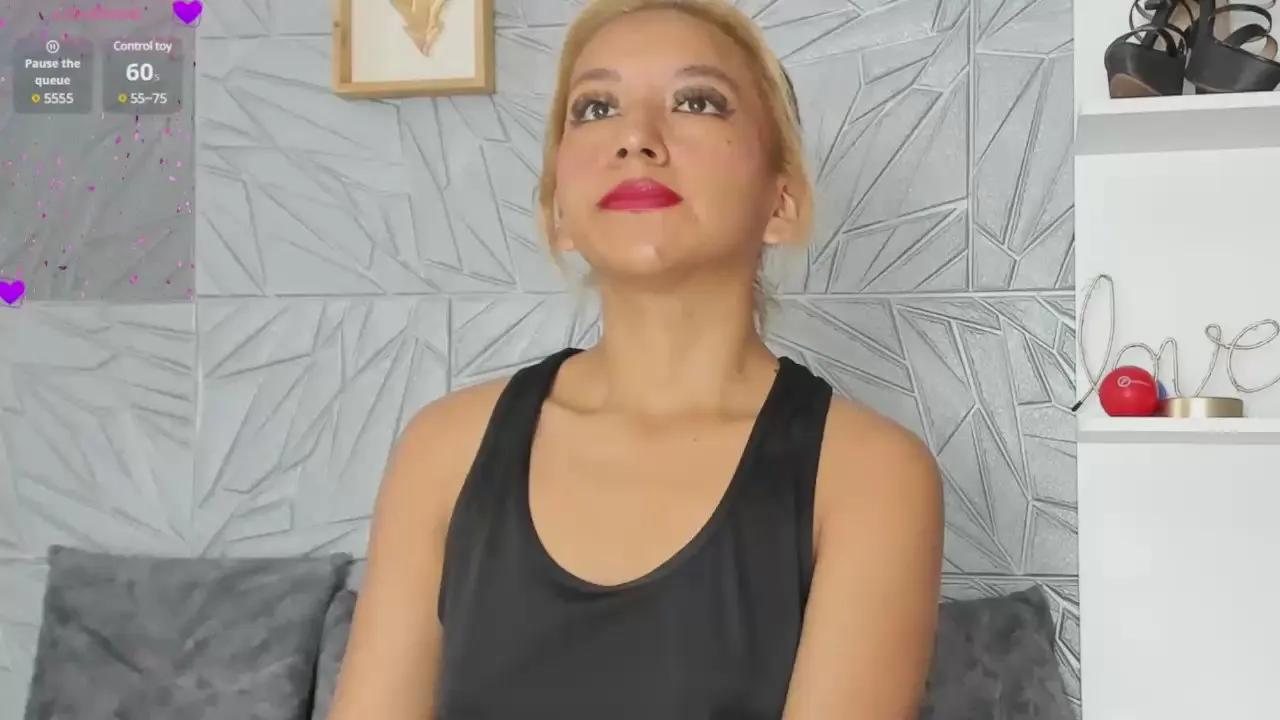 AgataDelphine on Cam4 