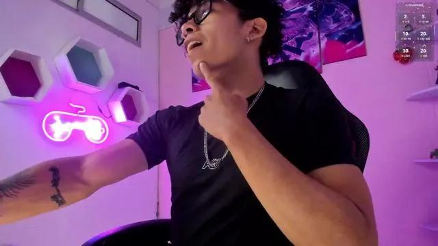 Akaza_ on Cam4 