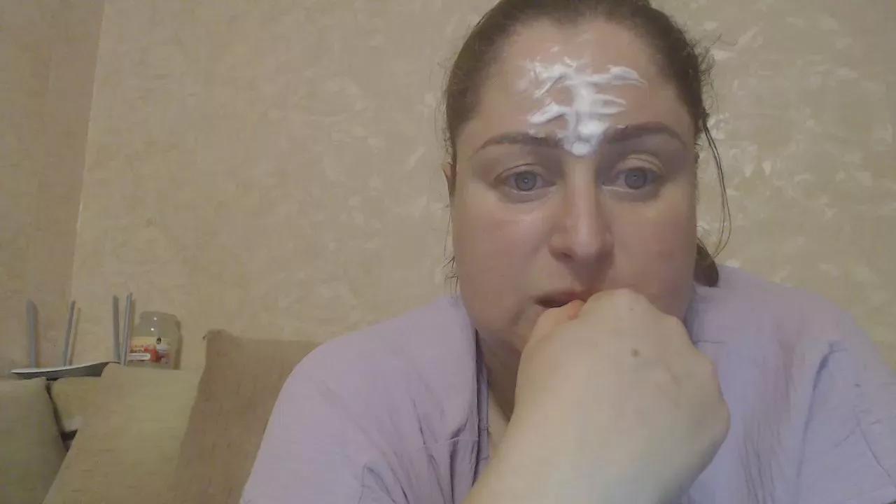 AmyAugust on Cam4 