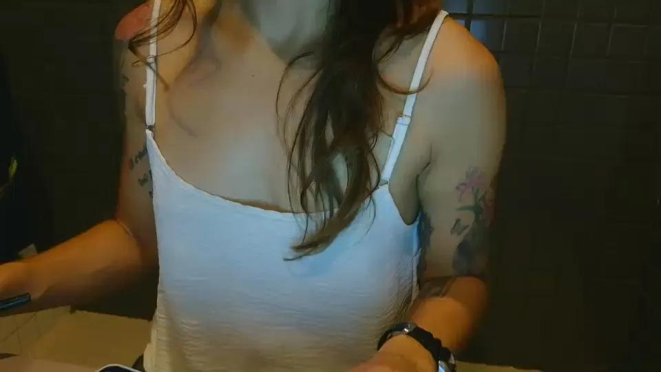 AnaBelucci on Cam4 
