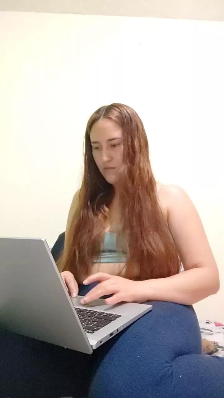 Anais_M on Cam4 